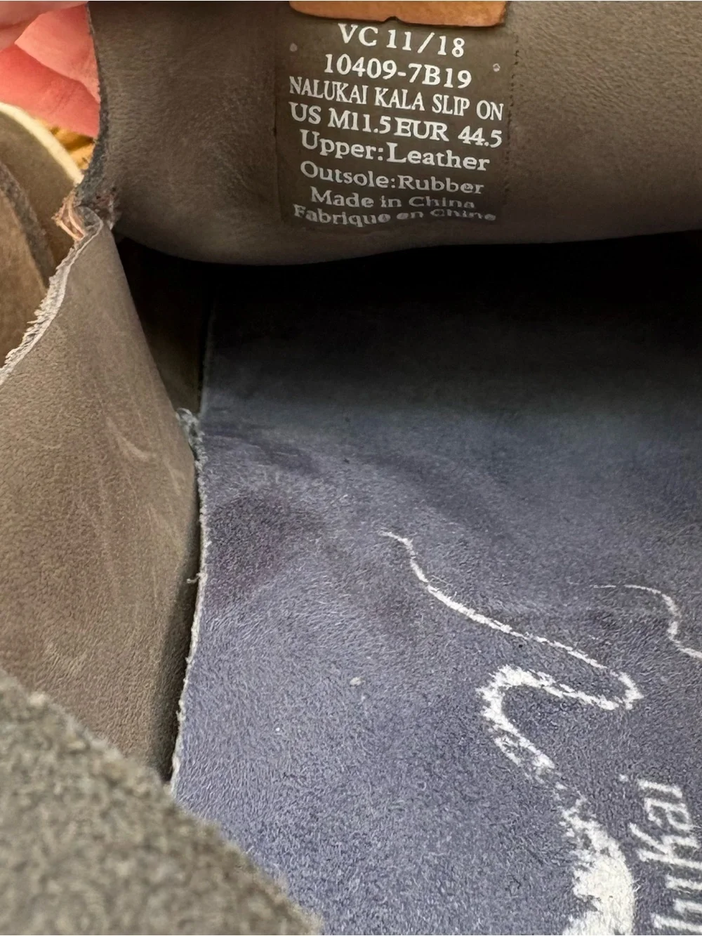 OluKai NaluKai Kala Charcoal Grey Men’s Slip On Suede Loafers Size 11.5